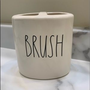 Rae Dunn Toothbrush Holder